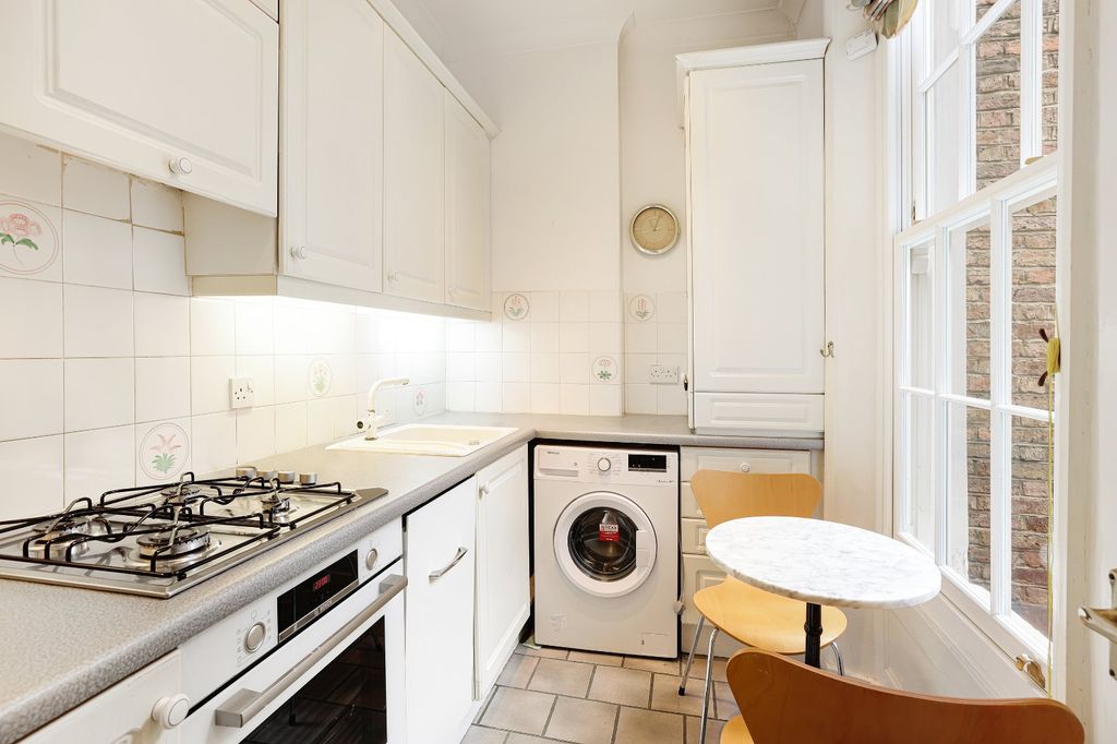 Property photo 2 of 7