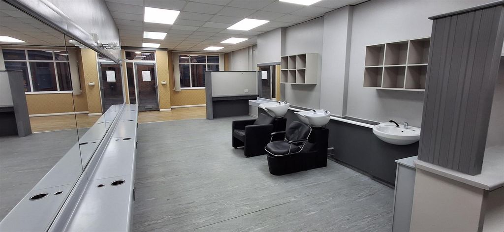 Property photo 2 of 12 20260127_100441.Jpg