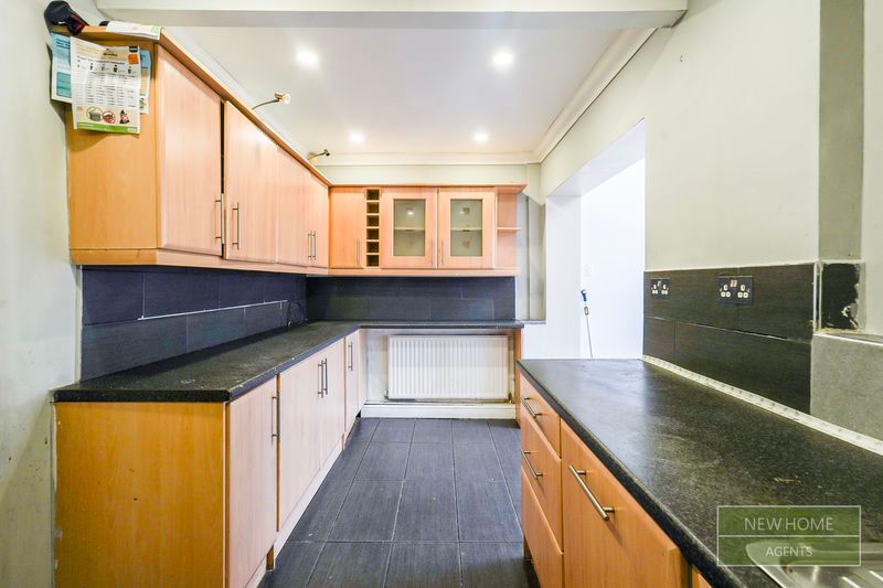 Property photo 3 of 24 Photo 11