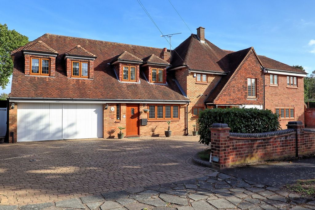 Property photo 1 of 47
