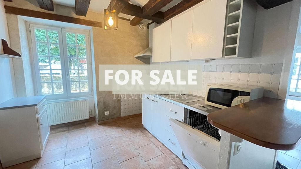 Property photo 3 of 6