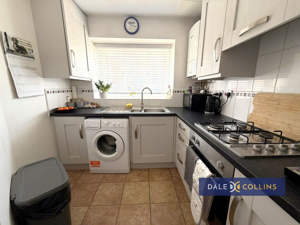 Property photo 3 of 19 Photo 13