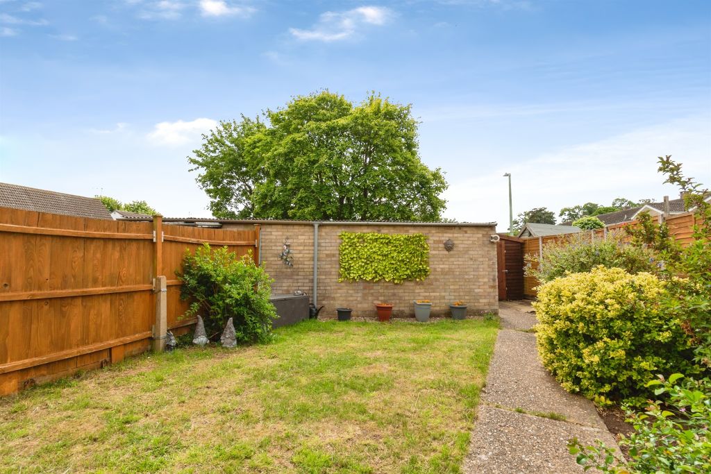 Property photo 2 of 12