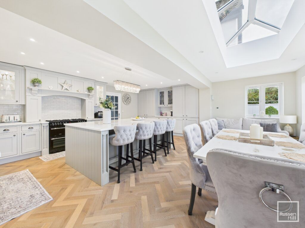 Property photo 3 of 37