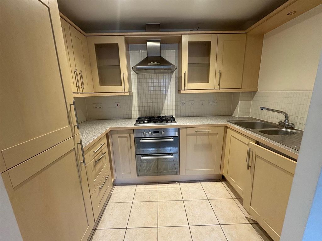 Property photo 2 of 9