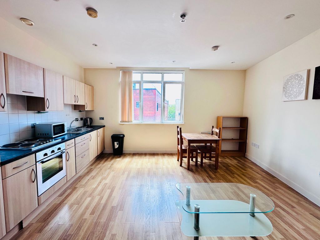 Property photo 2 of 9