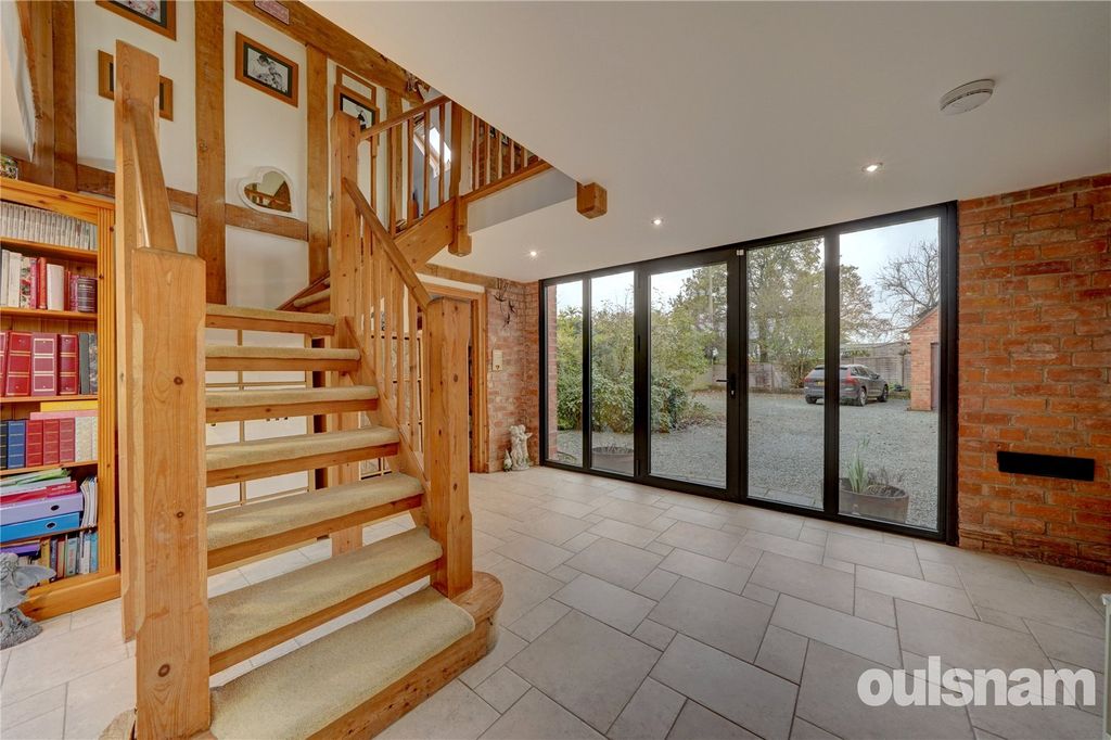 Property photo 3 of 40 Picture No. 26