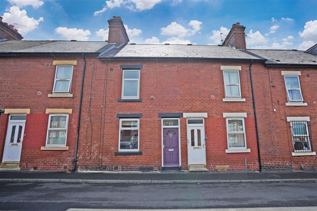 Property photo 1 of 5