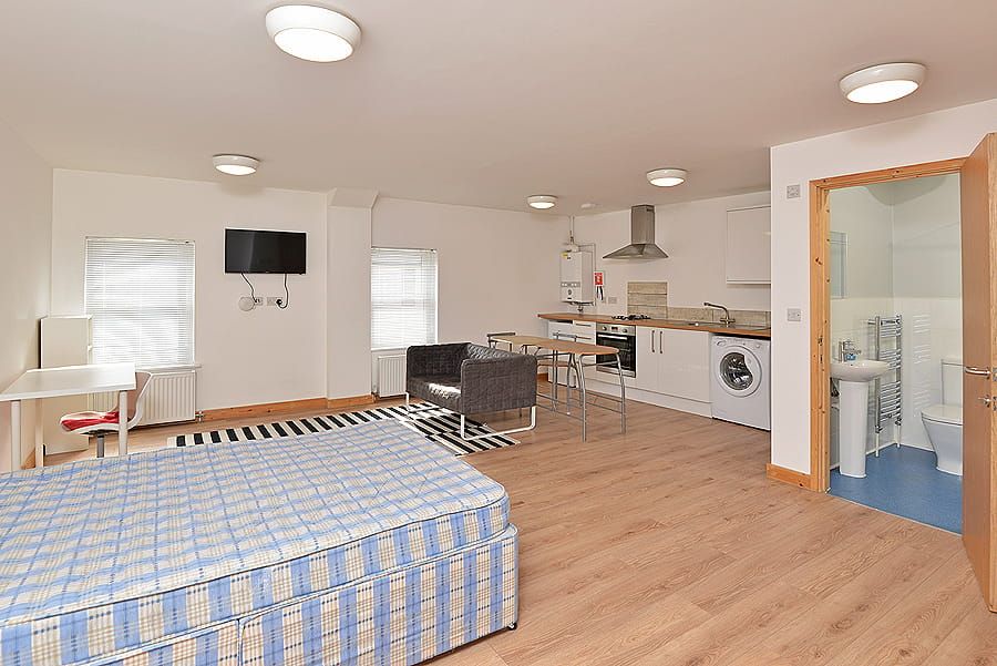 1 bed flat for saleCowley Bridge Road, Exeter EX4 photo 2