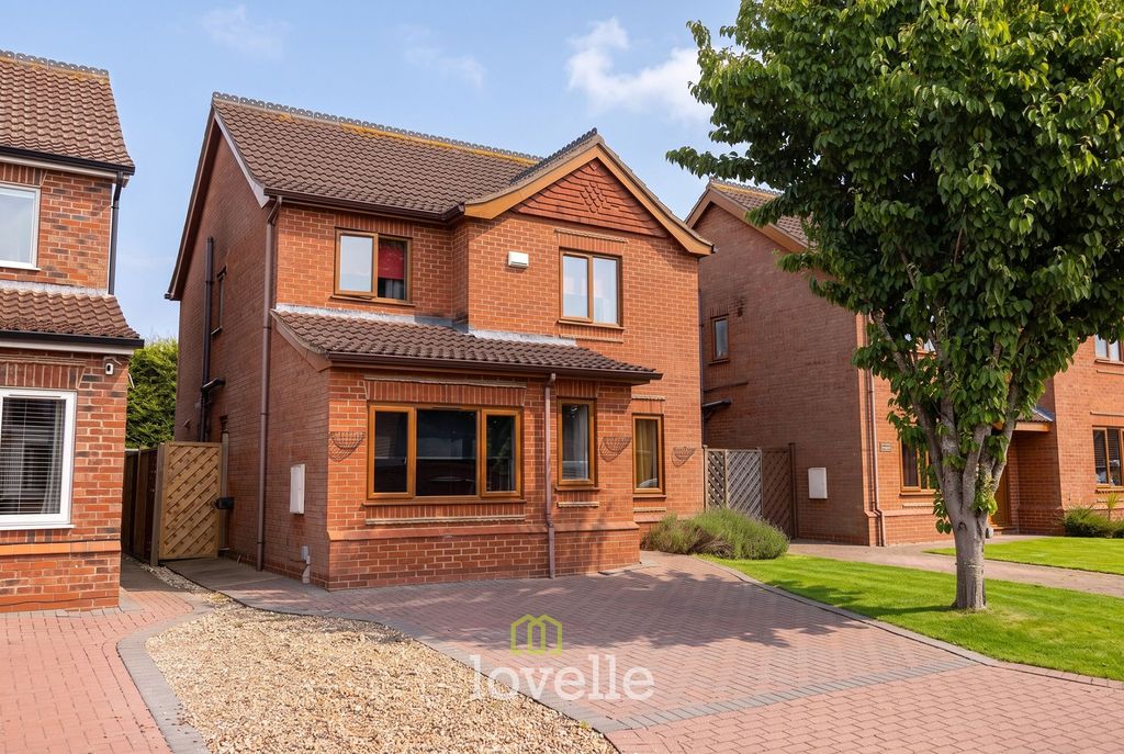 Property photo 1 of 24