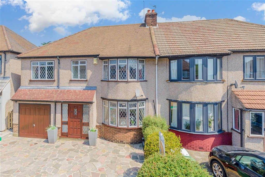 Property photo 1 of 11 External (Brochure)