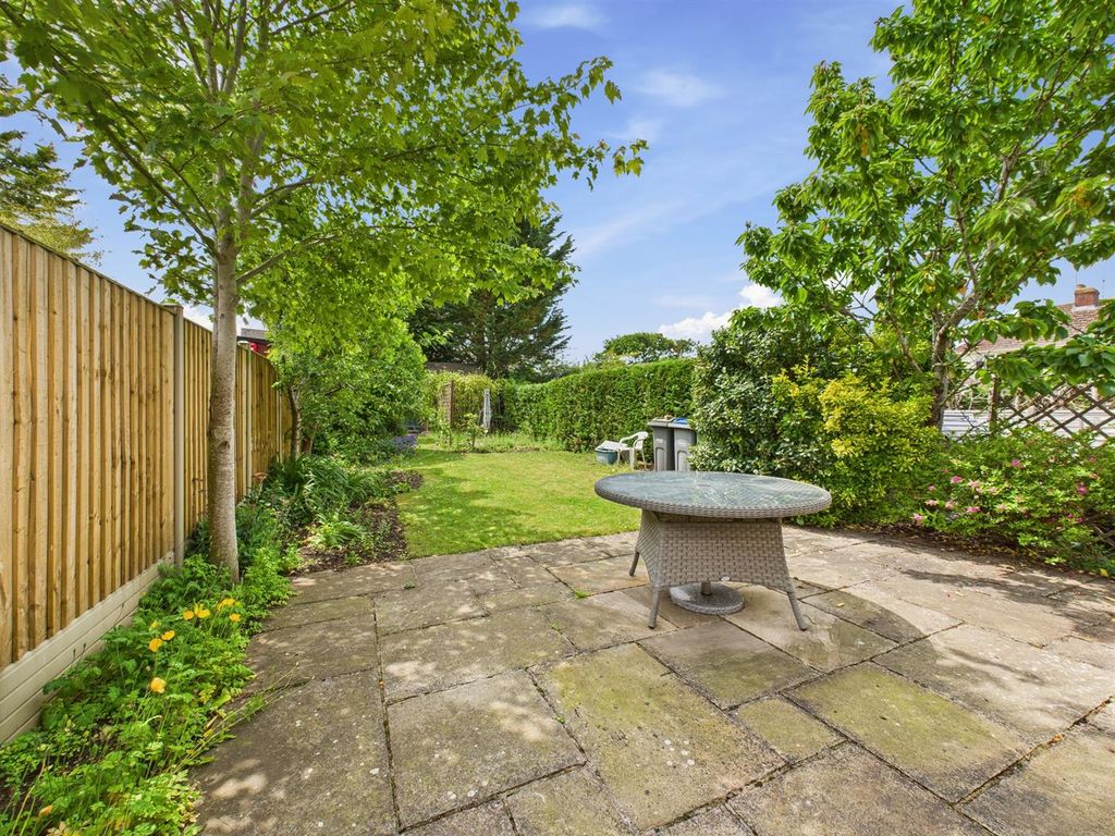 Property photo 3 of 14