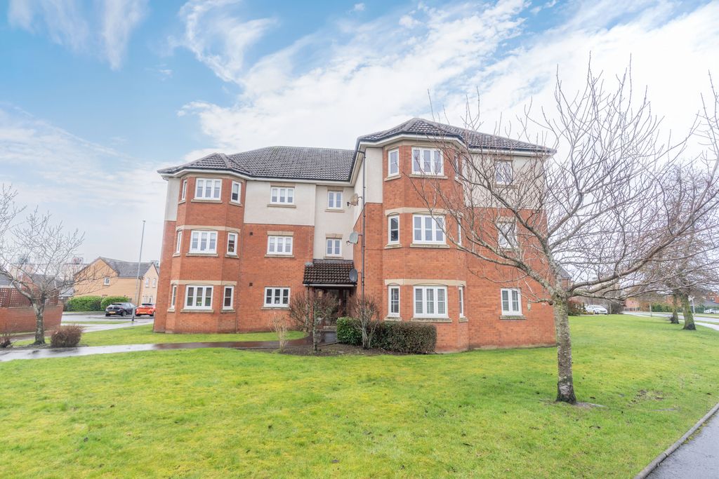 Property photo 1 of 31 2Â Bedroom Flat For Sale