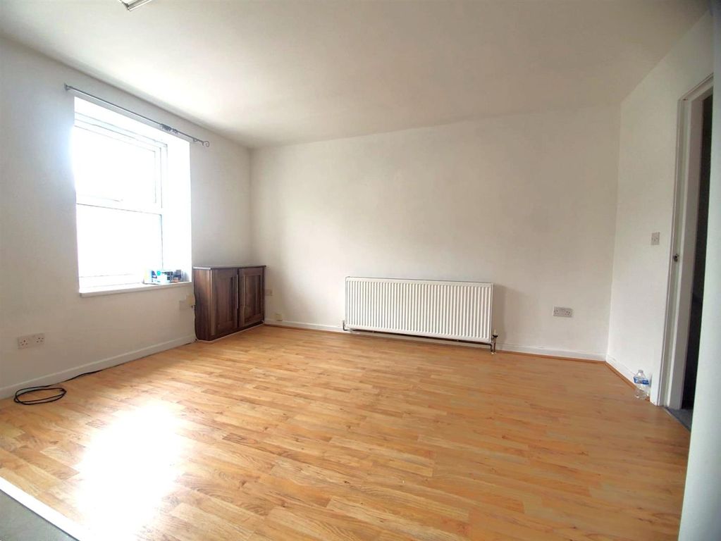 Property photo 3 of 8 Whatsapp Image 2026-03-20 At 5.09.48 Pm (1).Jpeg