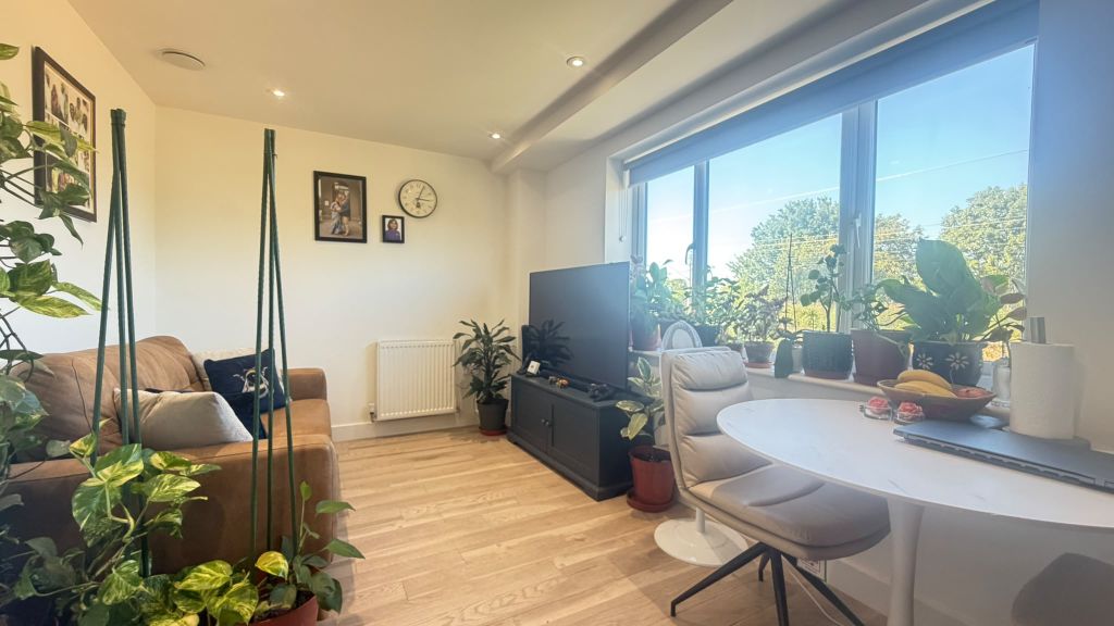 Property photo 1 of 6 Balcony