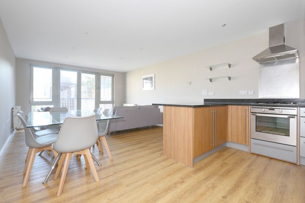 Property photo 2 of 15 Kitchen