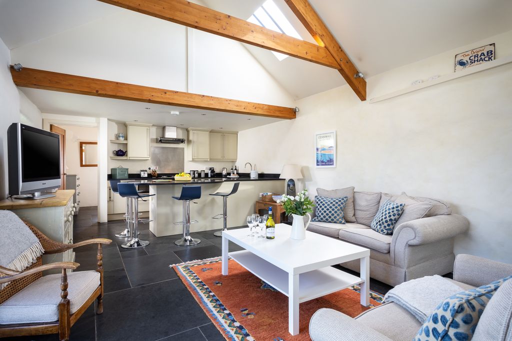 Property photo 3 of 13 The Open Plan Kitchen Living Space Has Vaulted Ceilings
