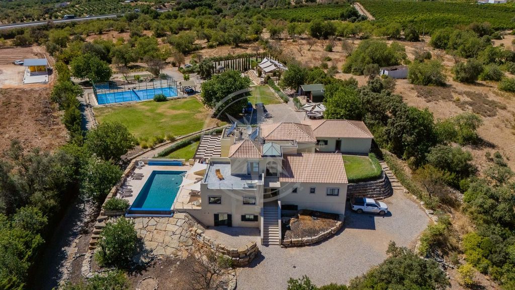 Property photo 2 of 30