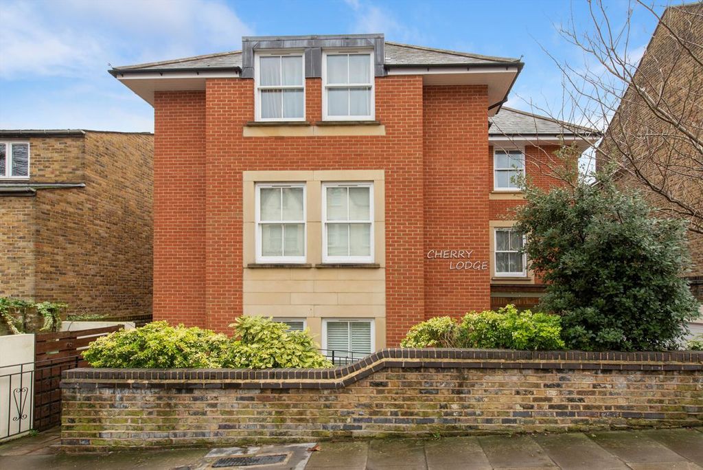 Property photo 1 of 6