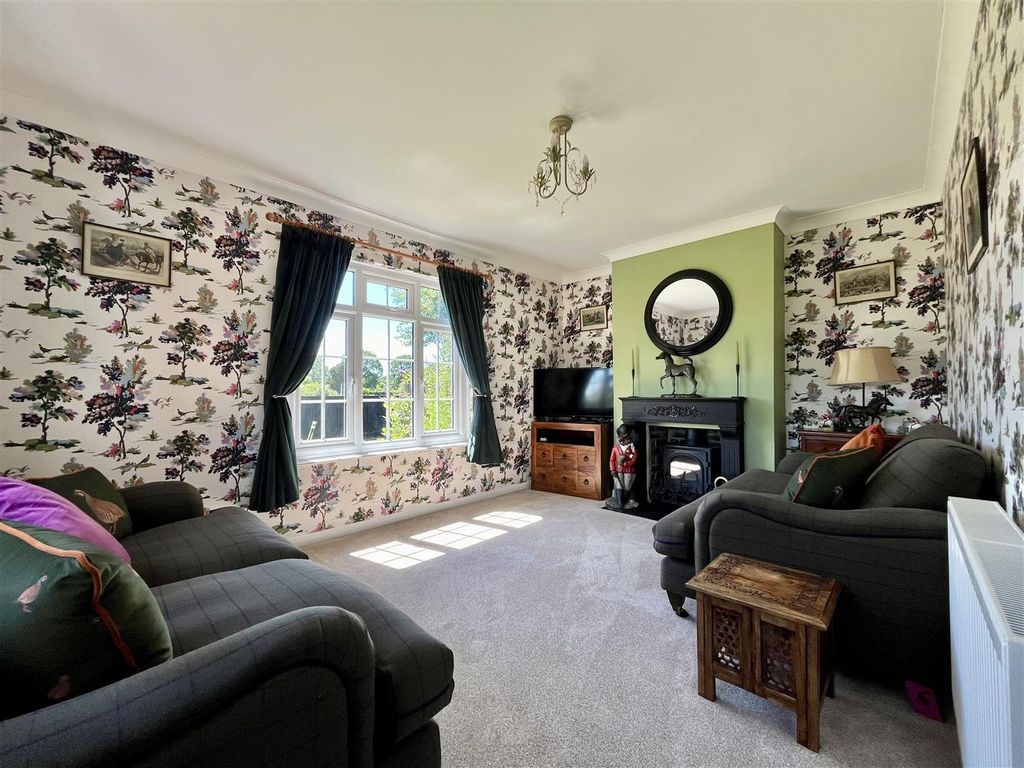 Property photo 3 of 30