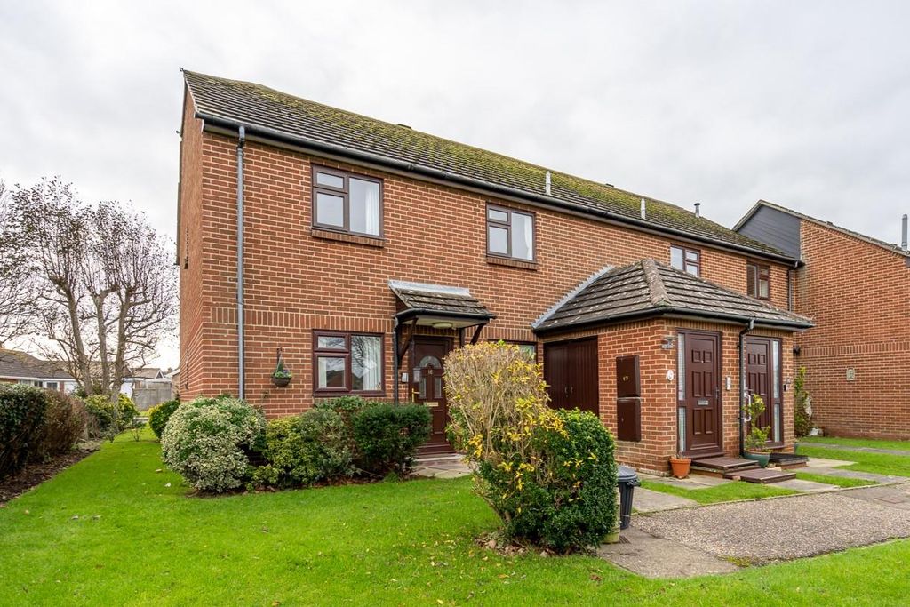 Property photo 1 of 10 Front.Jpg