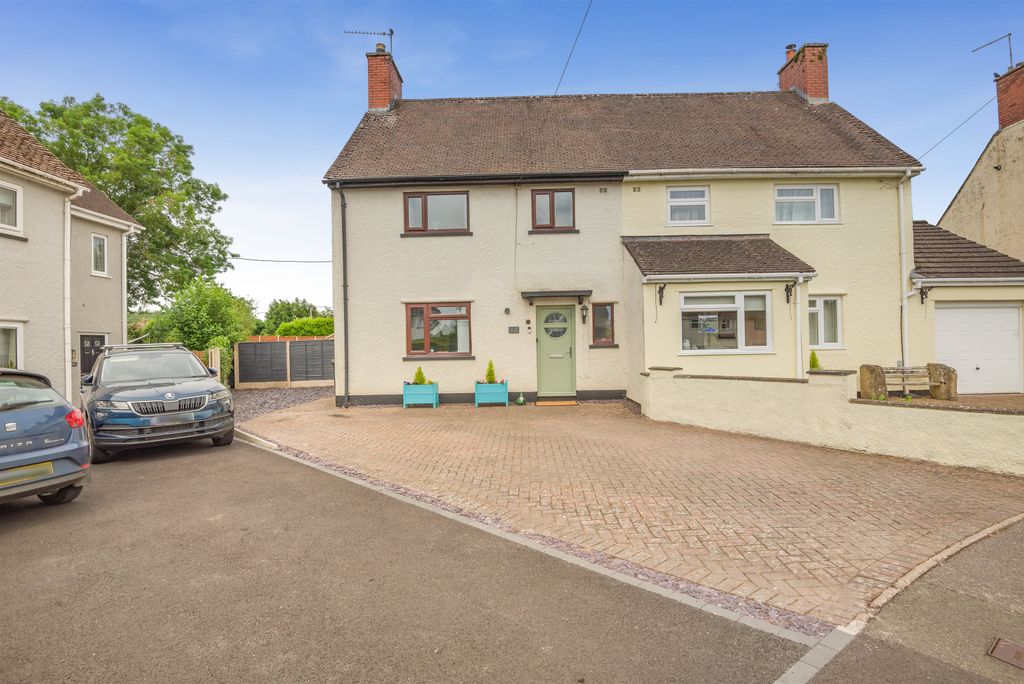 Property photo 1 of 26