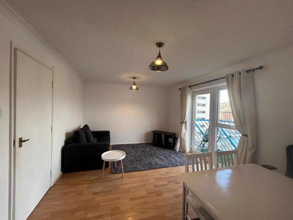 Property photo 3 of 8 Front Description 2