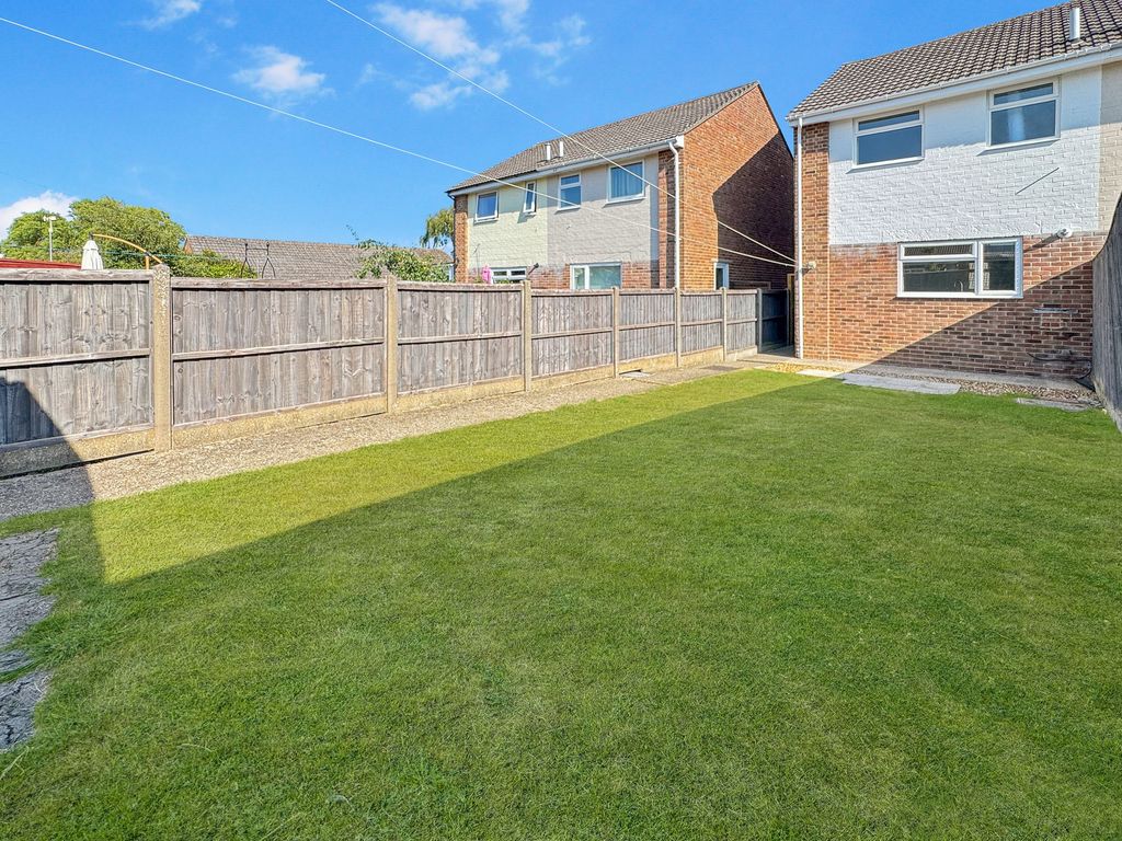 Property photo 2 of 11