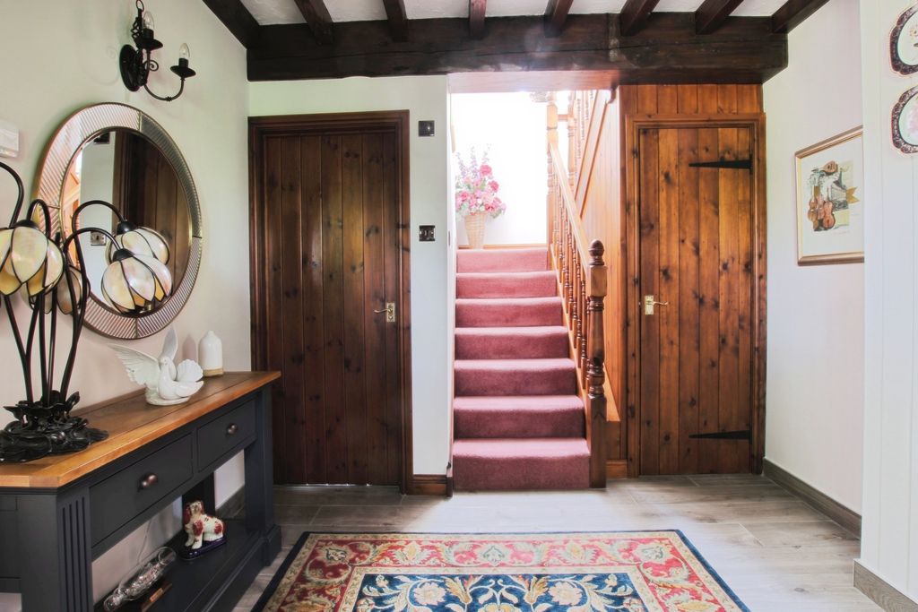 Property photo 2 of 27 4466088