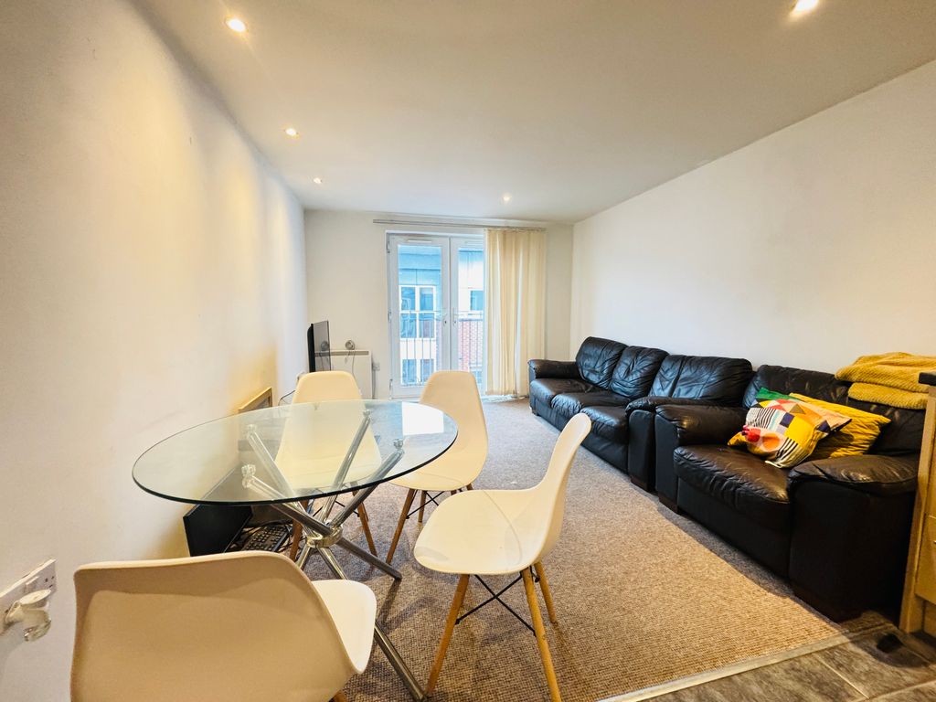 Property photo 1 of 9 Top Floor Apartment For Sale