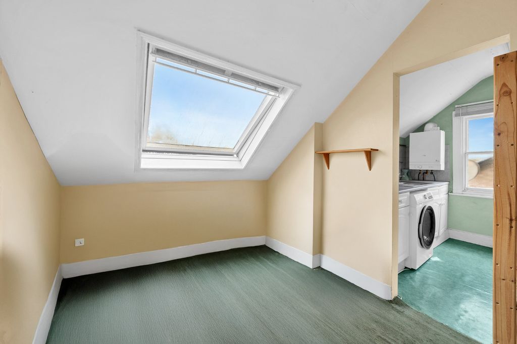 Property photo 2 of 7 4603082