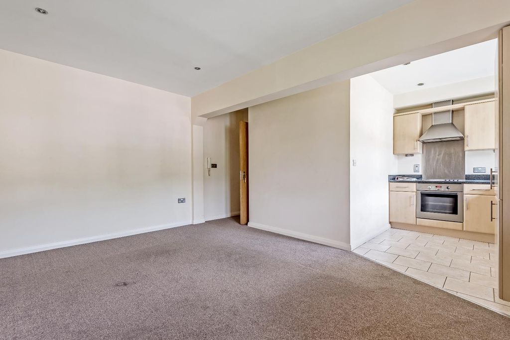 Property photo 3 of 11 0 General