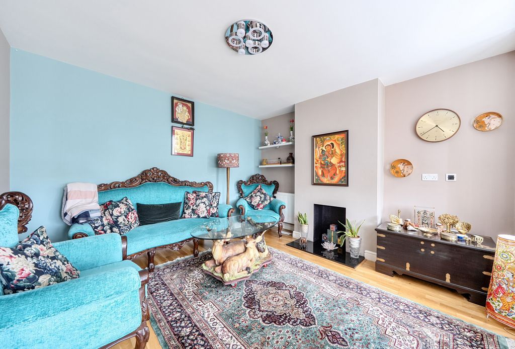 Property photo 3 of 22 1408692-6-698E039...