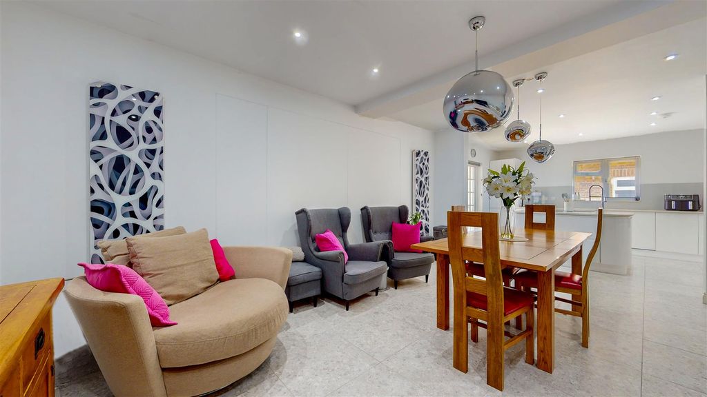 Property photo 2 of 32 Kitchen/Dining/Family Room