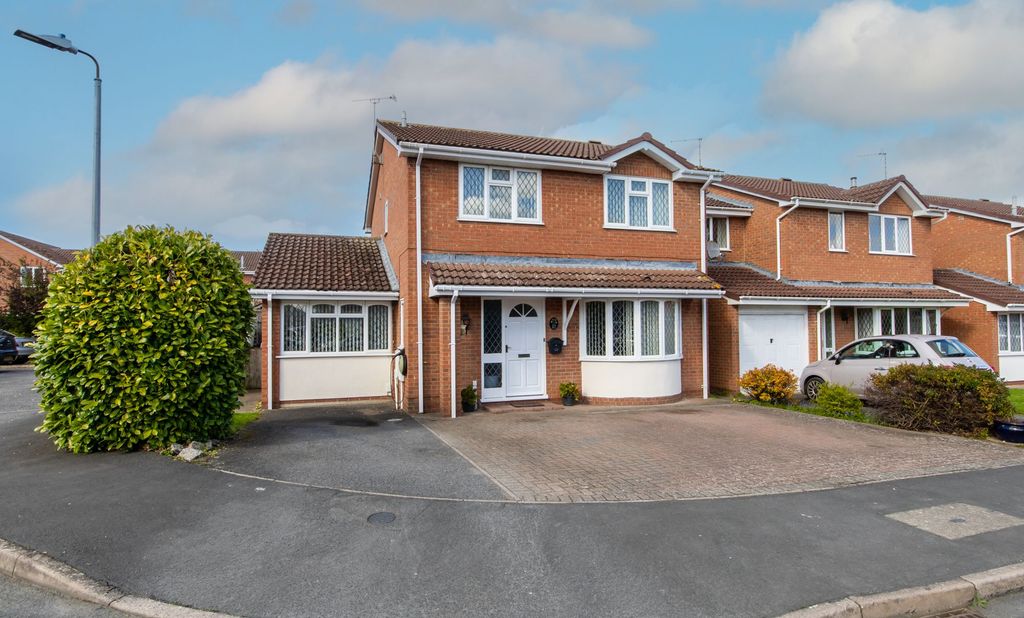 Property photo 1 of 24