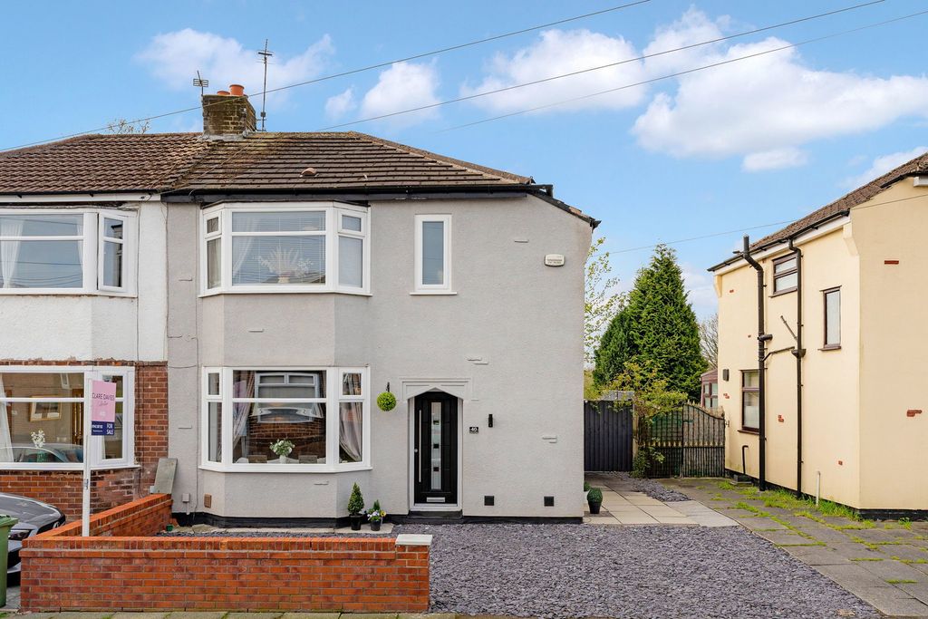 Property photo 1 of 22