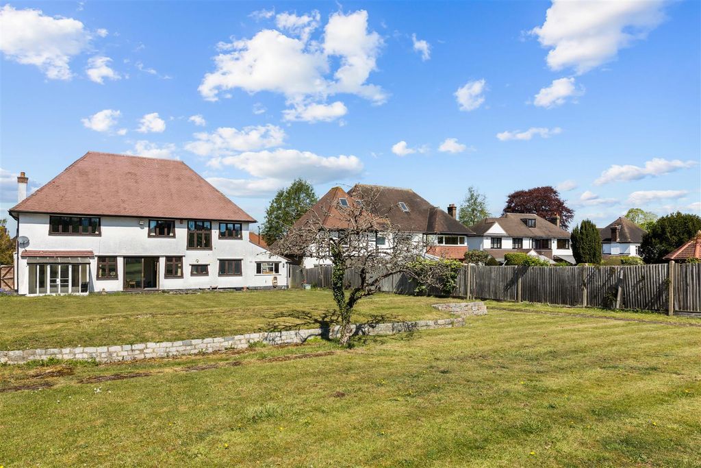 Additional image 25 of 6 bed detached house for saleGrimwade Avenue, Croydon CR0
