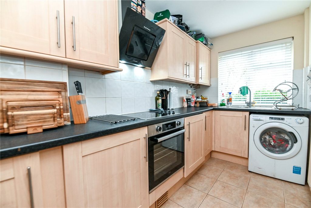 Property photo 2 of 15 Picture No. 01