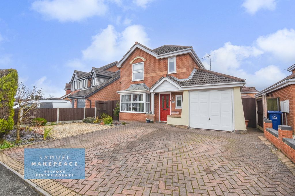 Property photo 1 of 27 Gorgeous Four Bedroom Detached Family Home With Integral Garage