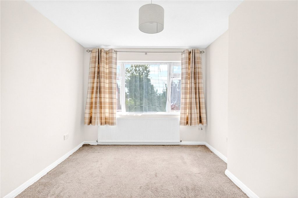 Property photo 3 of 13 Picture No. 15