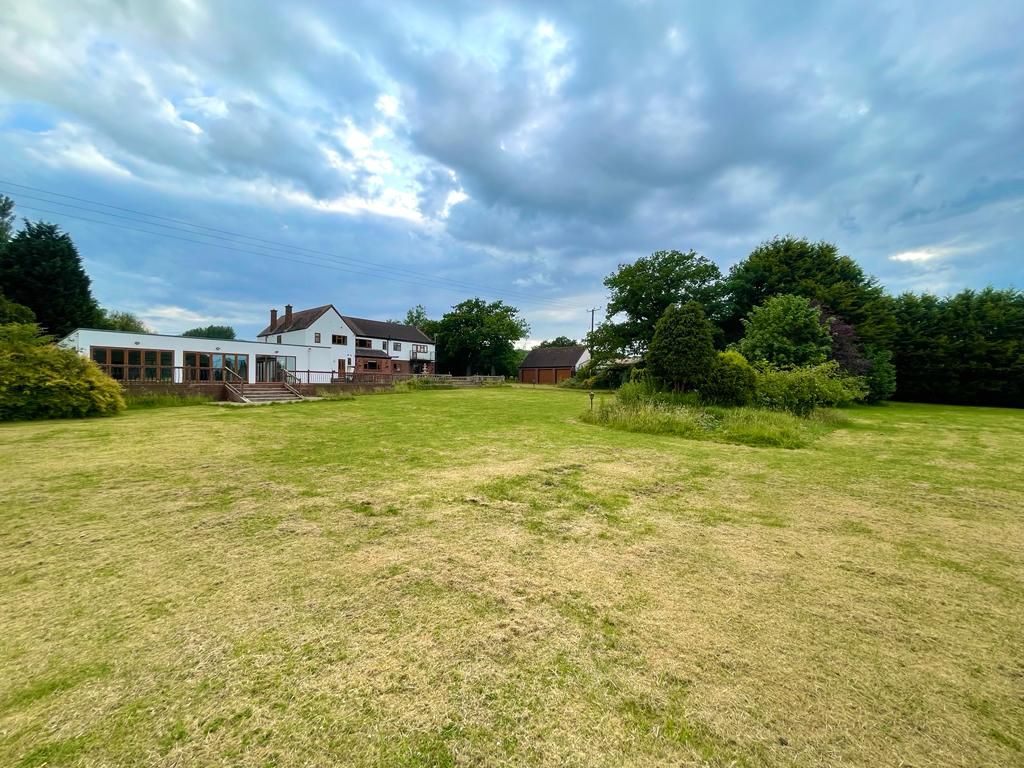 Property photo 3 of 18