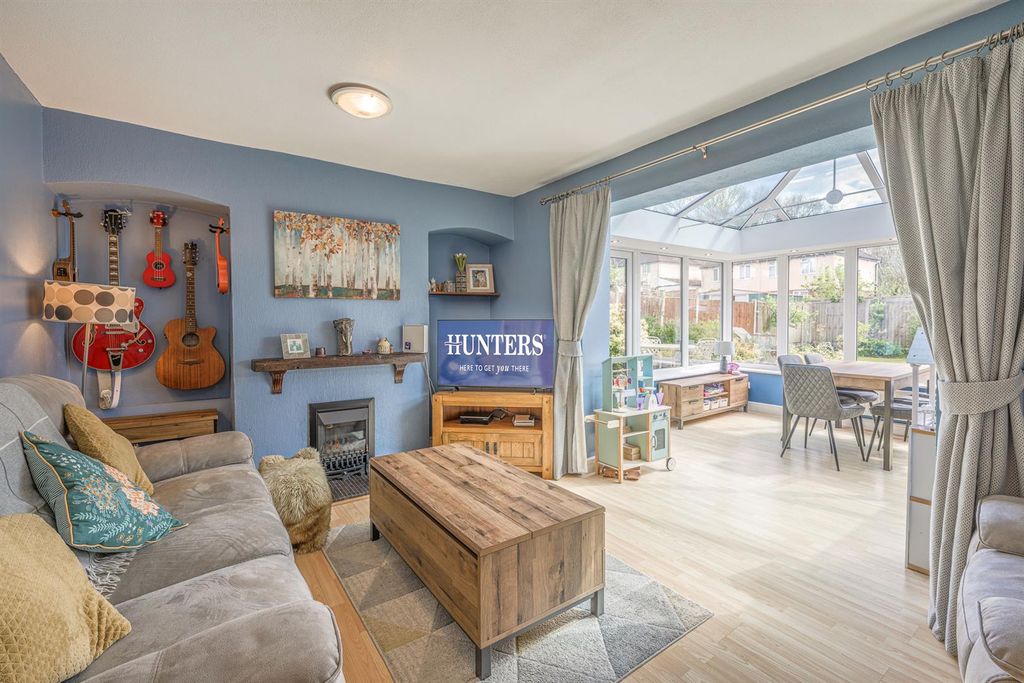 Property photo 2 of 18