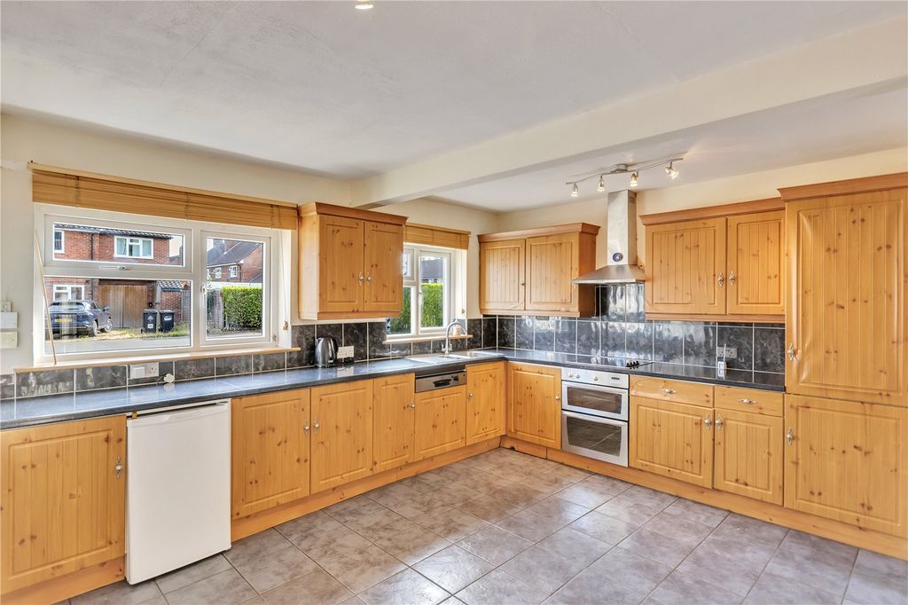 Property photo 2 of 18 Picture No. 19