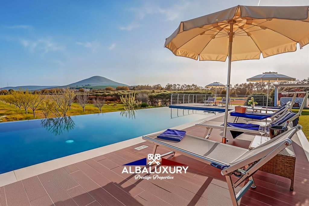 Property photo 2 of 30