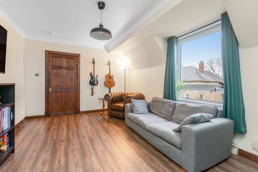 Property photo 3 of 16 Property Image 3