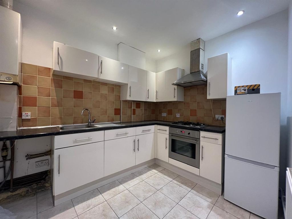 Property photo 1 of 8 Whatsapp Image 2025-04-08 At 12.47.16 Pm.Jpeg