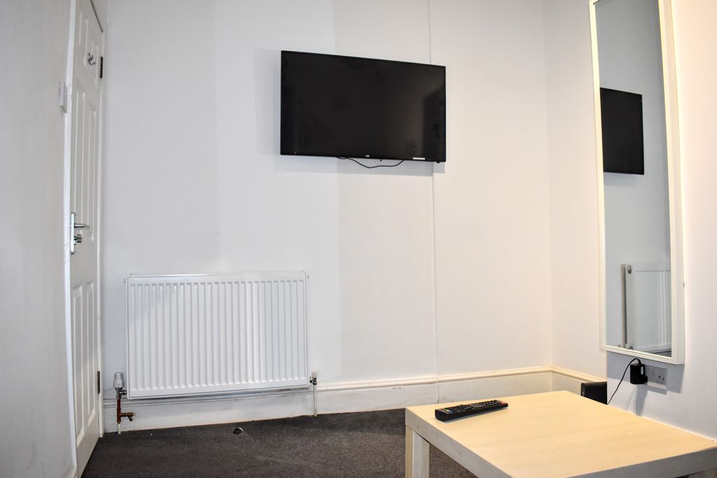 Property photo 3 of 20 Dsc_0033