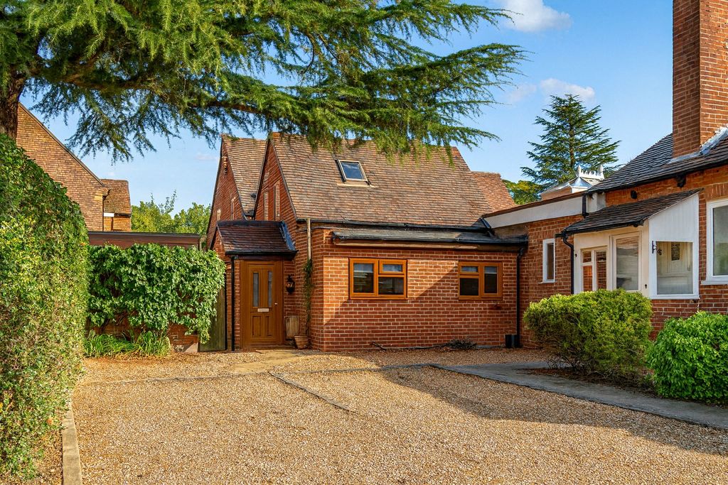 Property photo 2 of 20 Picture No. 26