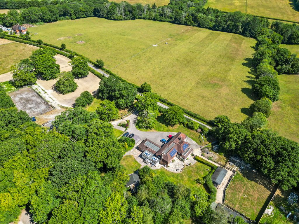 Property photo 2 of 53