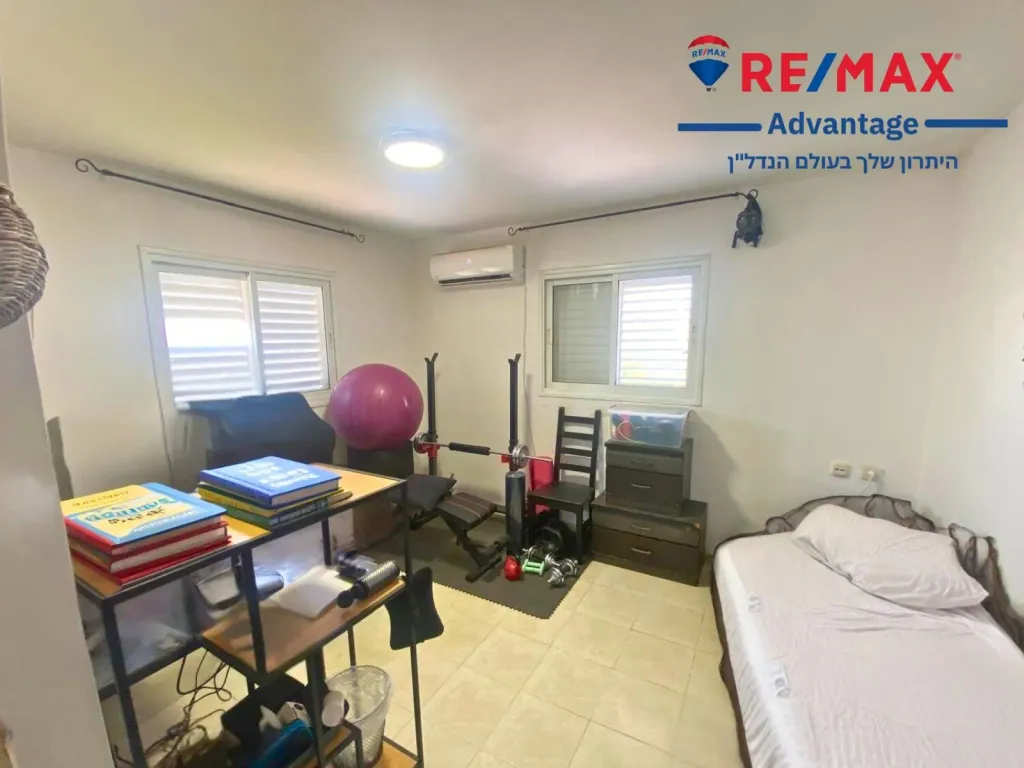 Property photo 3 of 8